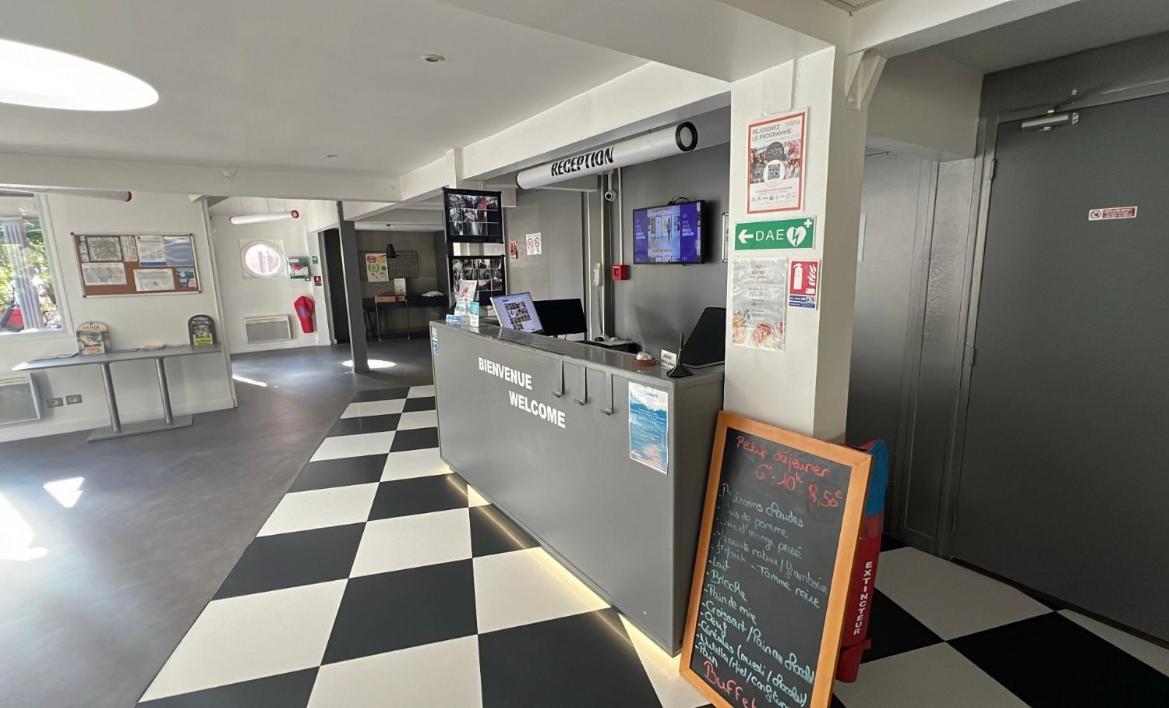 Enzo Hotels Trappes By Kyriad Direct Εξωτερικό φωτογραφία