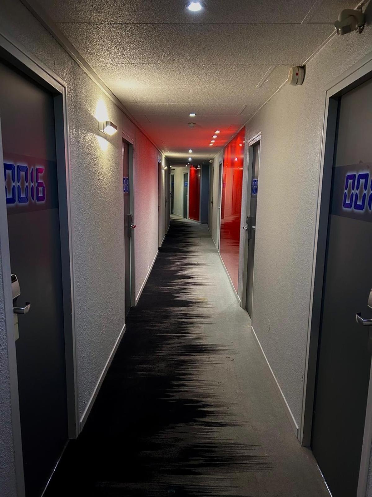 Enzo Hotels Trappes By Kyriad Direct Εξωτερικό φωτογραφία