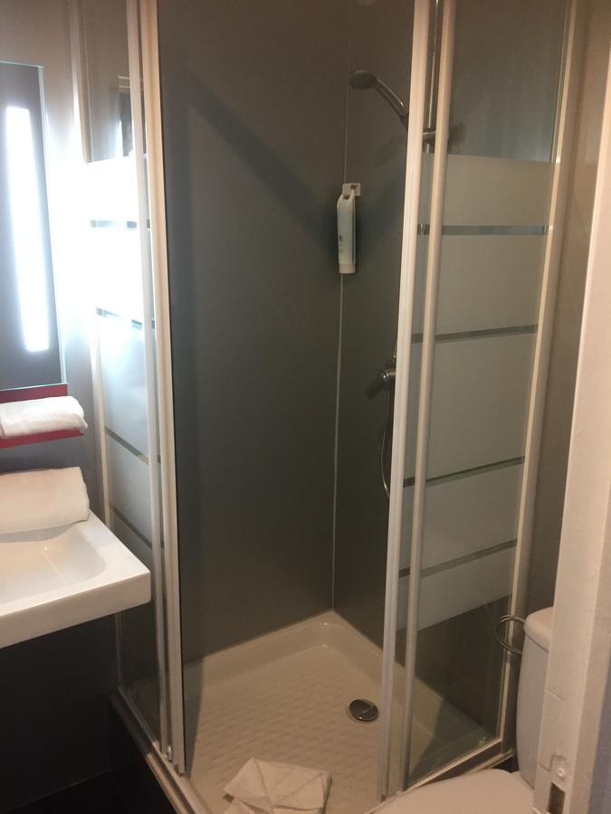 Enzo Hotels Trappes By Kyriad Direct Εξωτερικό φωτογραφία
