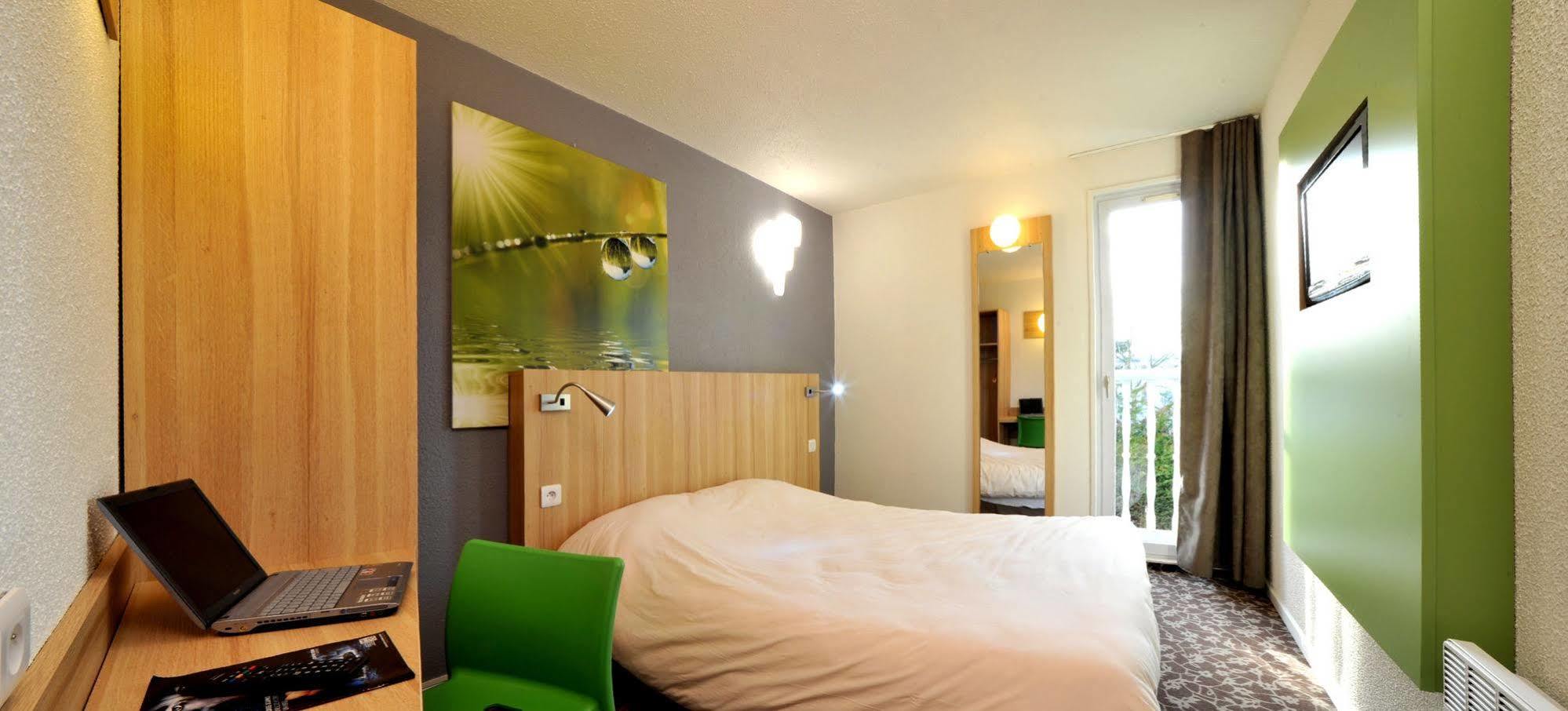 Enzo Hotels Trappes By Kyriad Direct Εξωτερικό φωτογραφία