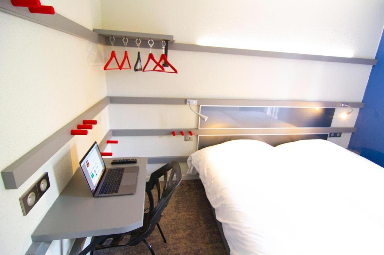 Enzo Hotels Trappes By Kyriad Direct Εξωτερικό φωτογραφία